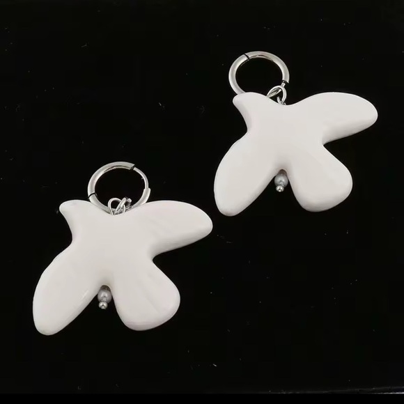 Round Ear Hoop White Peace Dove Earrings Jewelry - Picture 12 of 14